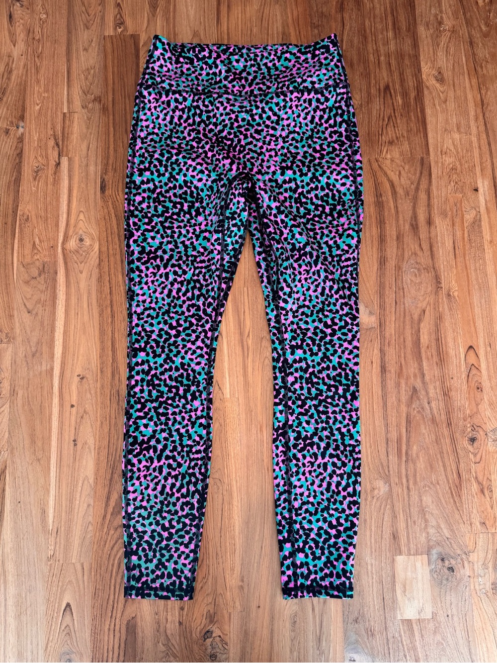 Motion 365 by Fabletics Colorful Wild Leggings Women’s Large (no size tag)